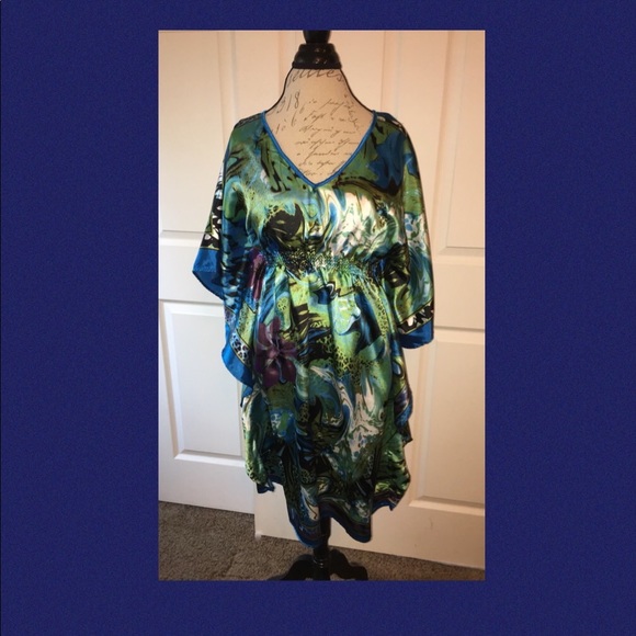 Multi-color Sundress with “flare” sleeves - Picture 1 of 4
